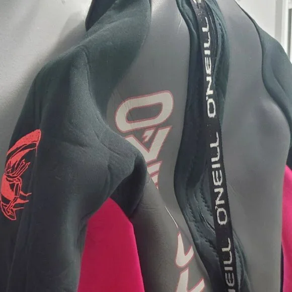 (SOLD  on EBay) O'neill Women's REACTOR 3/2mm- Back Zip, Full Wetsuit- Blk&Pink - Picture 8 of 17